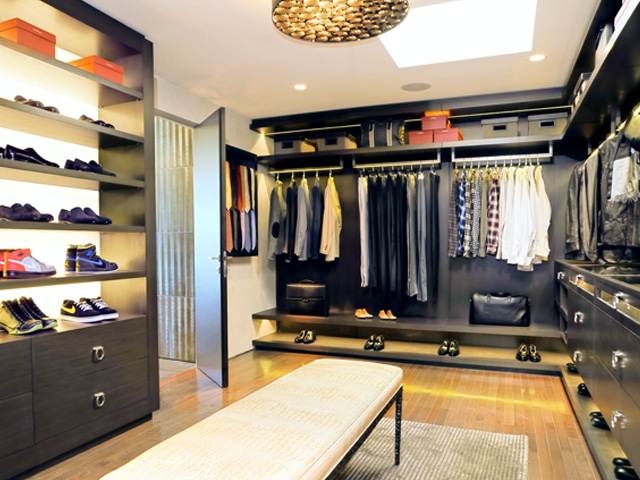 In-His-Closet_Header-Art In His Closet_Header